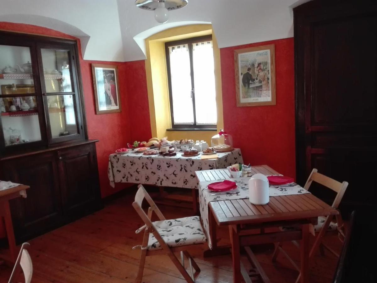B&B "La Baita Delle Coccinelle" Варалло Екстер'єр фото